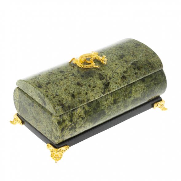 Шкатулка с ящерицей из змеевика 12х6,5х6 см 129453