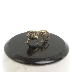 Шкатулка круглая &amp;quot;Лев&amp;quot; из мрамора 10х10х9 см