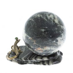 Композиция &amp;quot;Ящерица на скале&amp;quot; с шаром 6 см из магнезита