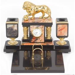 Настольный набор &amp;quot;Лев с шаром&amp;quot; из яшмы и долерита