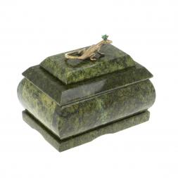 Шкатулка прямоугольная я ящерицей 10х7х8 см