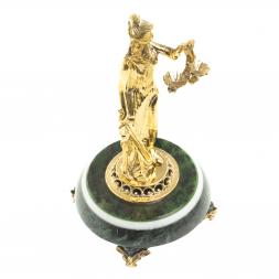 Статуэтка из бронзы &amp;quot;Фемида&amp;quot; на подставке из змеевика