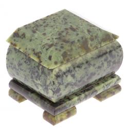 Шкатулка из нефрита 8х5,5х6 см