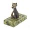 Статуэтка из бронзы на подставке из змеевика "Кошка"