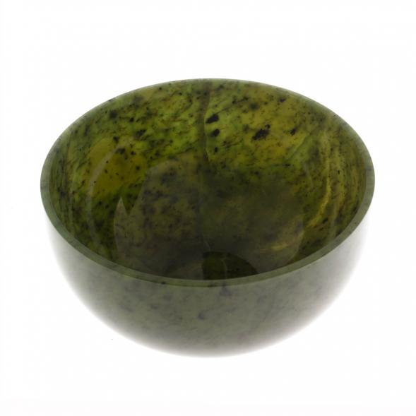 Чаша большая из цельного нефрита 14,5х14,5х7,5 см 129924