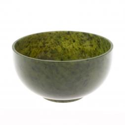 Чаша большая из цельного нефрита 14,5х14,5х7,5 см