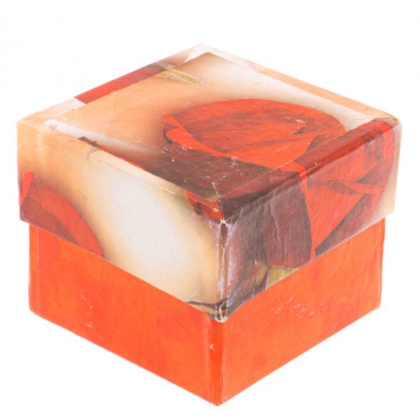 Шкатулка из оникса 6х6х4,5 см (2,5) 126483