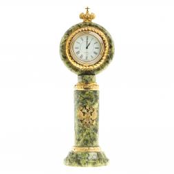 Настольные часы &amp;quot;Корона&amp;quot; камень змеевик бронза