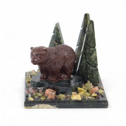 Сувенир из змеевика "Мишка идущий в бору"