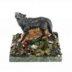 Сувенир &amp;quot;Воющий волк&amp;quot; на змеевике