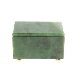 Шкатулка из камня нефрит 7,5х5х4,8 см