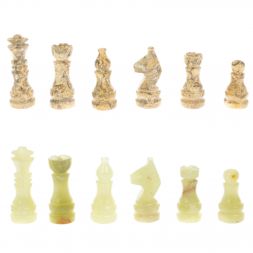 Каменные шахматы "Сувенирные" оникс, ракушечник доска 20х20 см