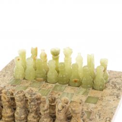 Каменные шахматы "Сувенирные" оникс, ракушечник доска 20х20 см