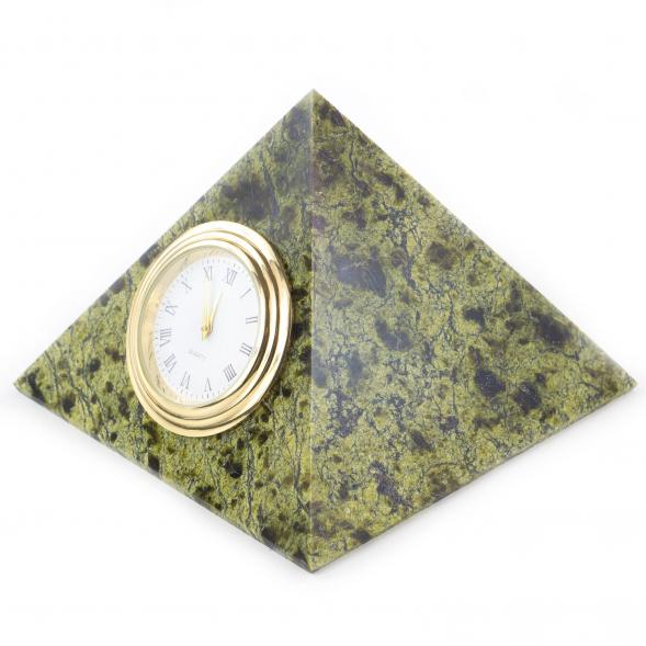 Настольные часы &amp;quot;Пирамида&amp;quot; из камня змеевик 8х8х7 см 121005