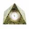 Настольные часы "Пирамида" из камня змеевик 8х8х7 см