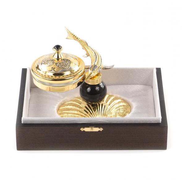 Икорница &amp;quot;Стерлядка на ракушке&amp;quot; камень обсидиан Златоуст 117854