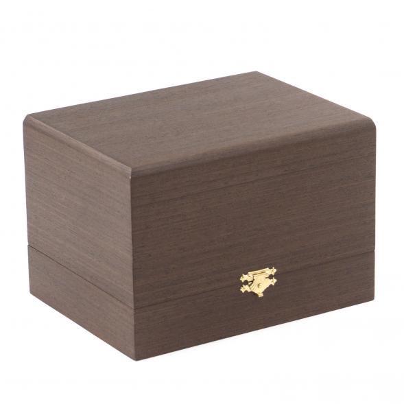 Икорница &amp;quot;Стерлядка на ракушке&amp;quot; камень обсидиан Златоуст 117854