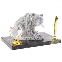 Подставка под ручку "Медведь с рыбой"