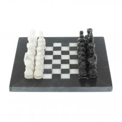 Каменные шахматы "Сувенирные" из мрамора доска 20х20 см
