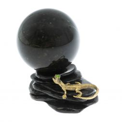 Композиция с шаром 6 см &amp;quot;Ящерица на скале&amp;quot; из змеевика