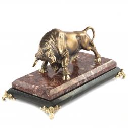 Бронзовая статуэтка &amp;quot;Бык&amp;quot; на подставке из камня цвет патина