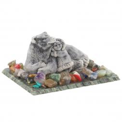 Сувенир из мрамолита "Девочка с медведем"