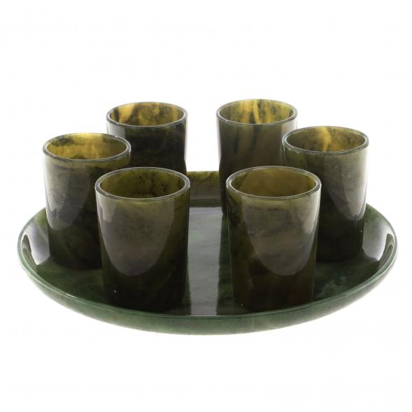 Водочный набор из нефрита 6 стопок на подносе 124612