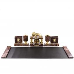 Письменный набор "Рычащий лев" с настольным ковриком