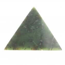 Пирамида из нефрита 4х4х3 см