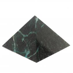 Пирамида 12х12х8 см камень змеевик