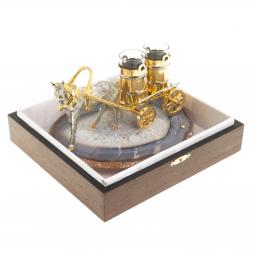 Набор из 2 стопок для водки "Лошадь с телегой" камень агат Златоуст