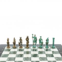 Шахматы "Римляне против Галлов" фигуры бронза / патина 36х36 см мрамор змеевик