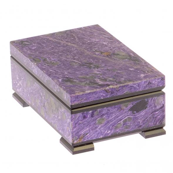 Шкатулка из чароита 11х7х4,5 см 125130