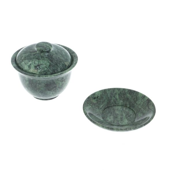 Гайвань из камня змеевик на блюдце 9,5х9,5х8,5 см 128297