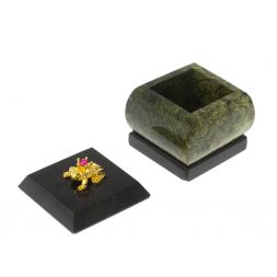 Шкатулка " Лягушка" из змеевика 4,5х4,5х6 см