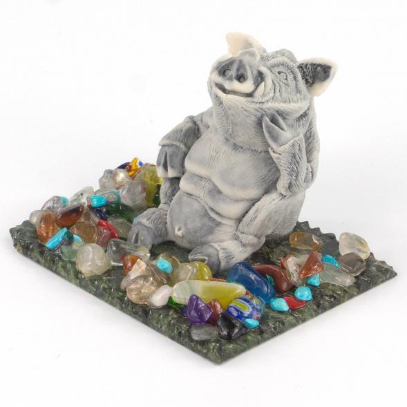 Сувенир &amp;quot;Кабан сидит&amp;quot; из мрамолита 119348