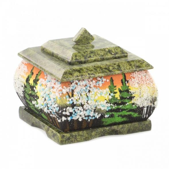 Шкатулка змеевик рисунок Зима 10х10х9 см 119903