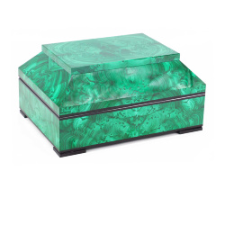 Шкатулки и ларцы