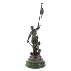 Бронзовые статуэтки девушек